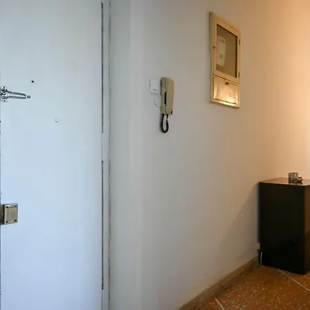 Innpisarentals - Airport Comfy Flat Apartman *