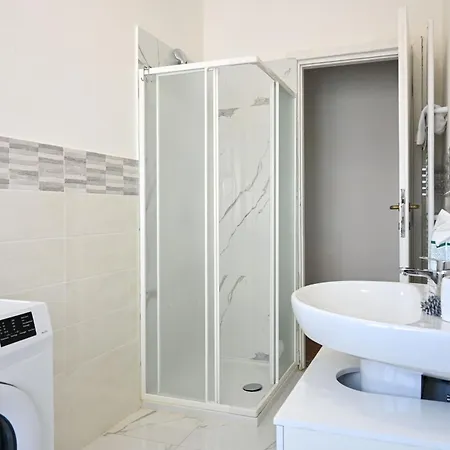 Innpisarentals - Airport Comfy Flat Apartman